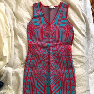 Bodycon line art red and blue above the knee dress